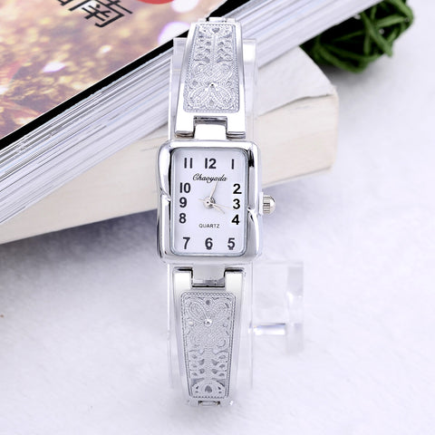 Dazzling Wrist Watch