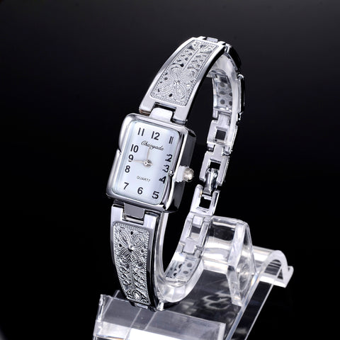 Dazzling Wrist Watch